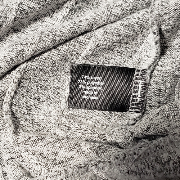 Lane Bryant Mottled Grey Ribbed Sweater Size 22 / 24 - Picture 5 of 6